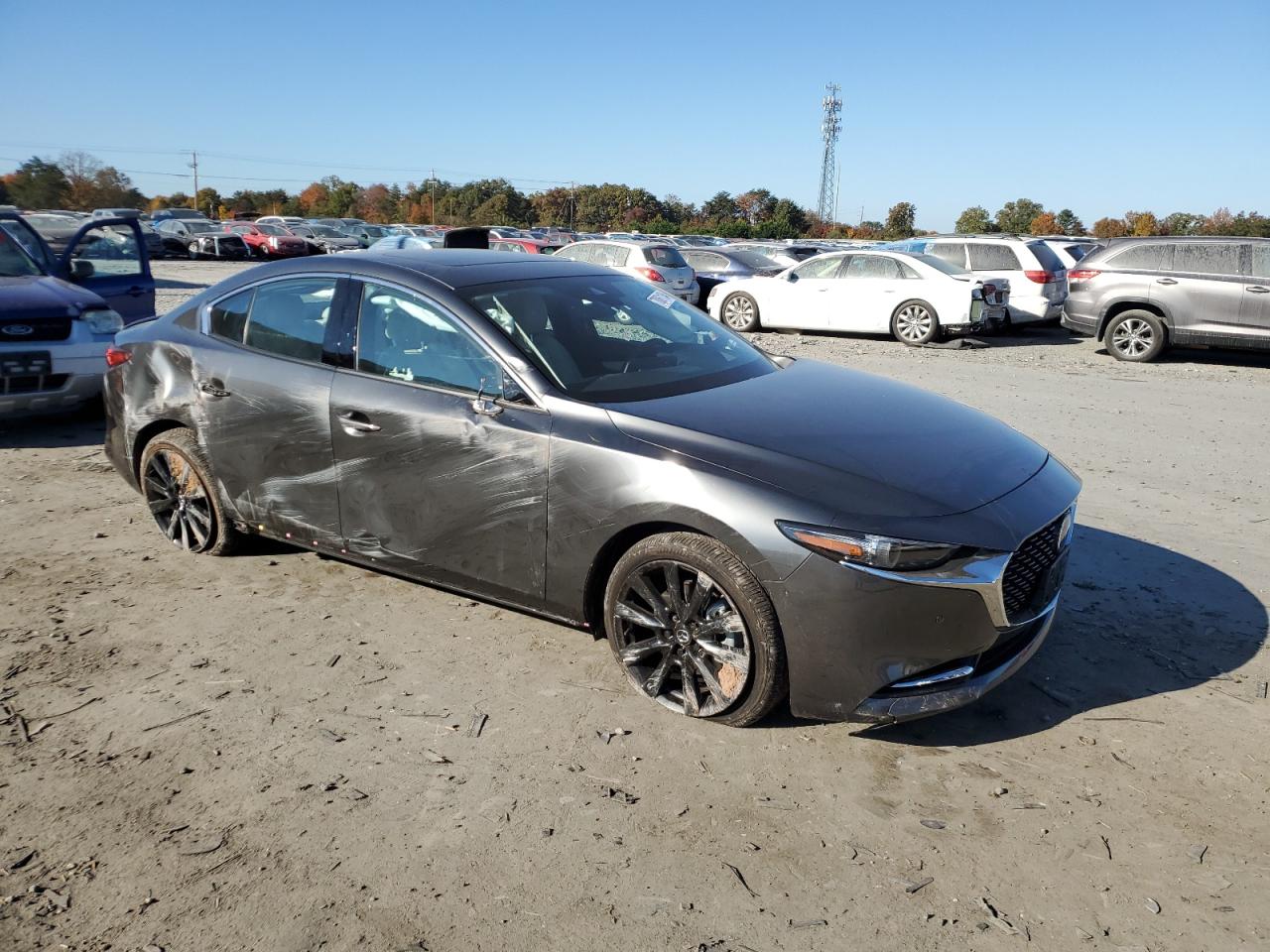 2023 Mazda 3 - Image 4