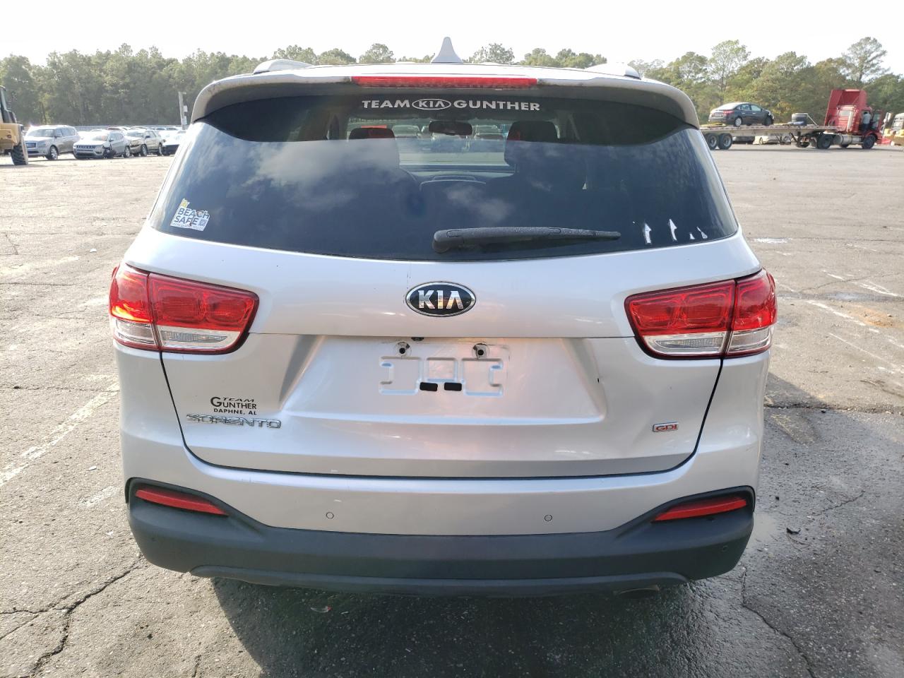 2016 Kia Sorento - Image 6