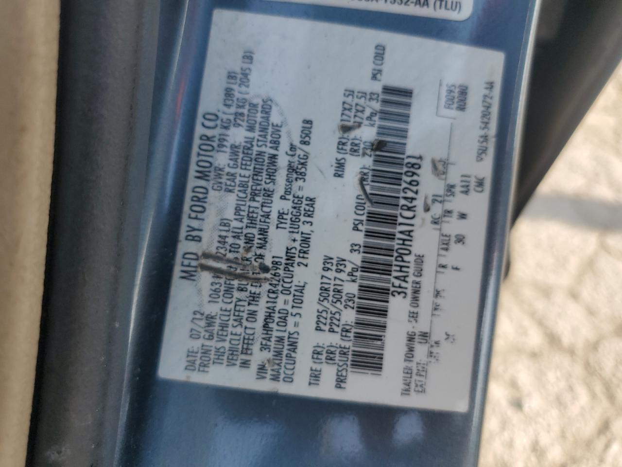 2012 Ford Fusion - Image 12