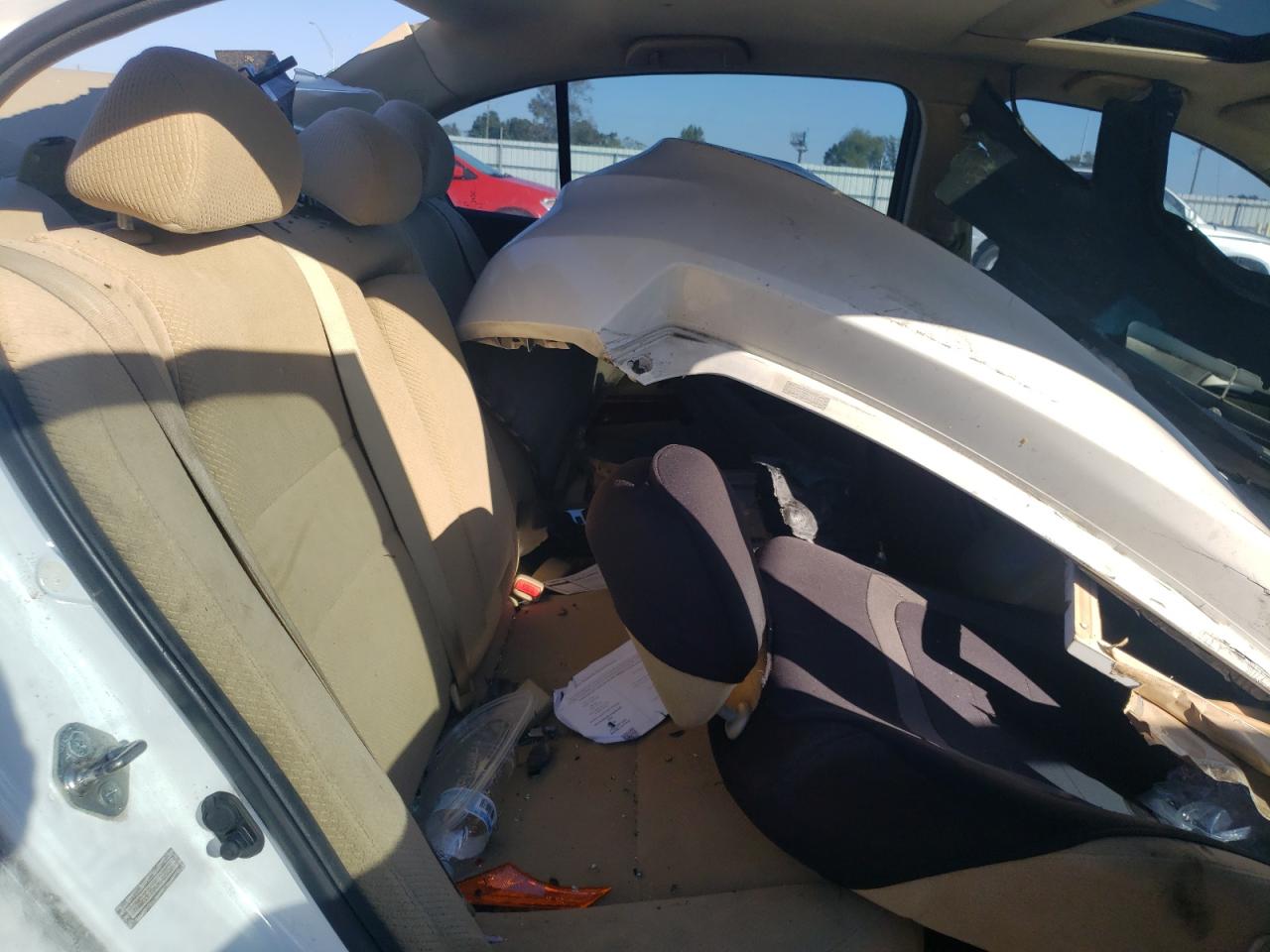 2012 Honda Accord - Image 11