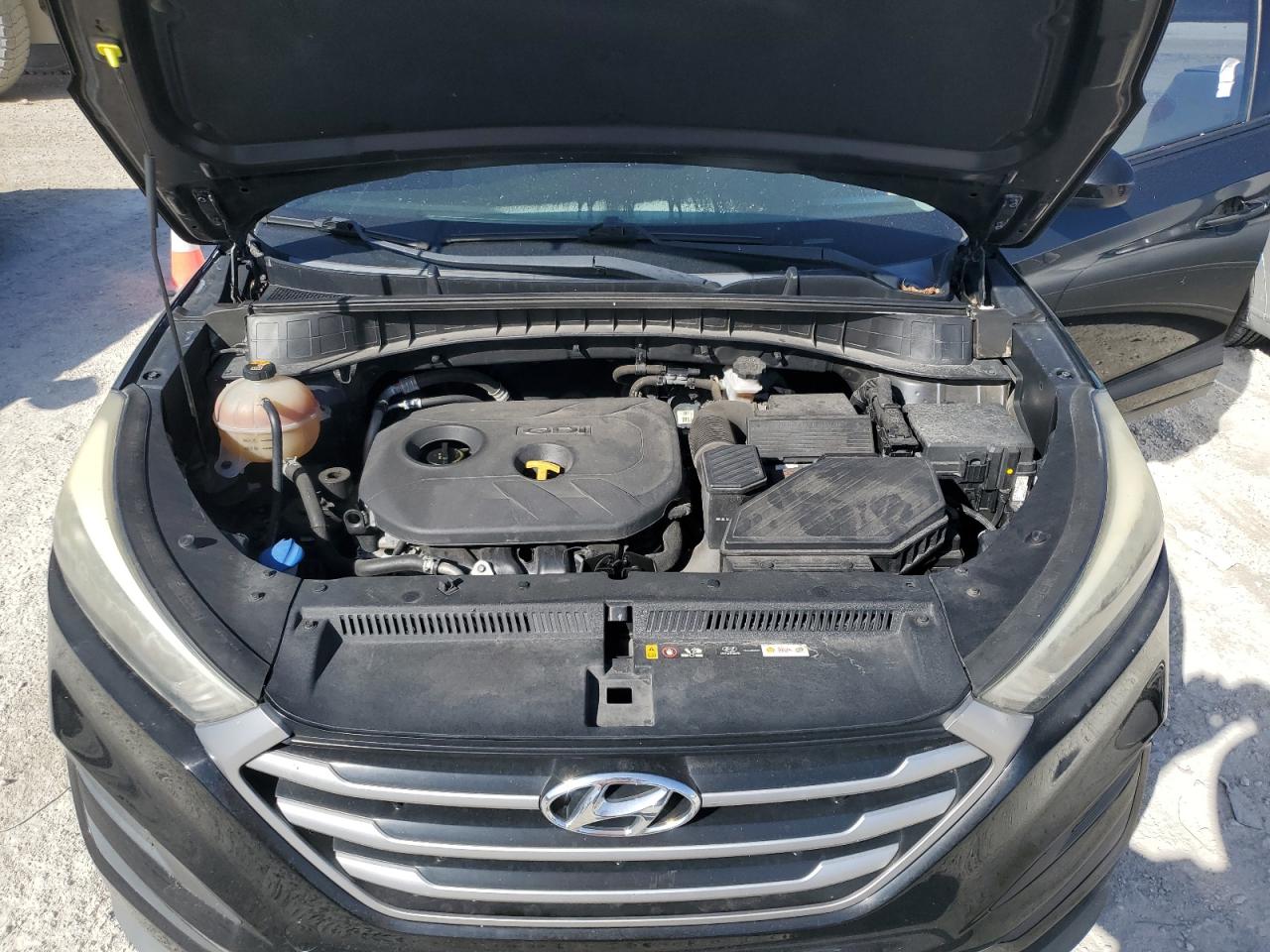 KM8J23A46HU533262 2017 Hyundai Tucson Se