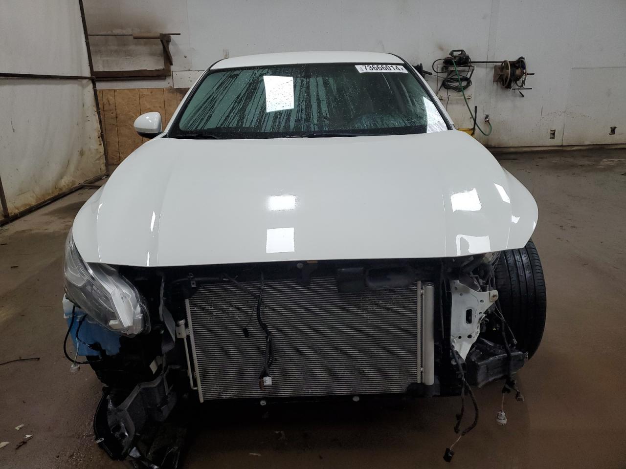 2019 Nissan Altima - Image 5