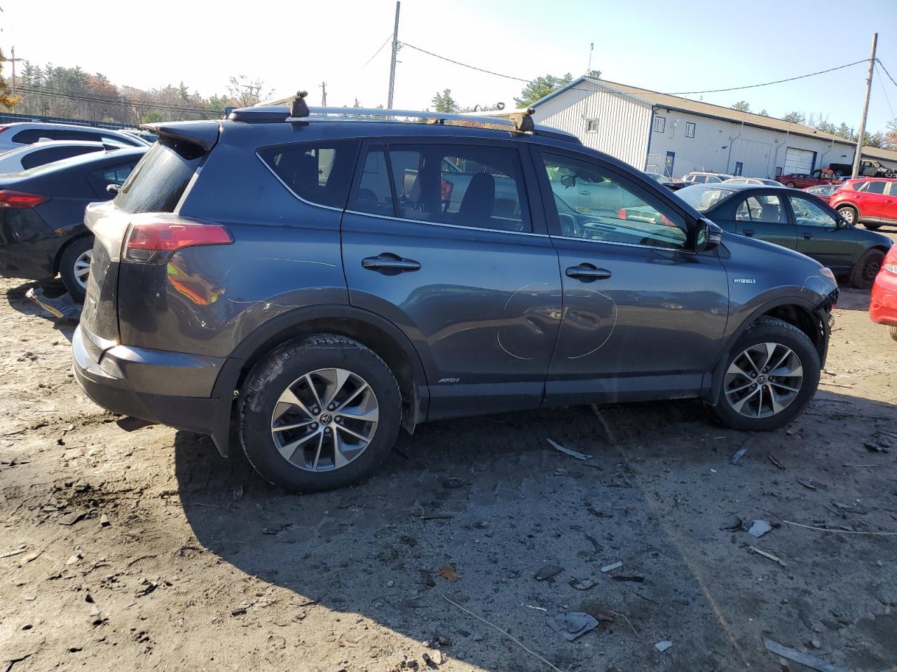 2018 Toyota RAV 4 - Image 3