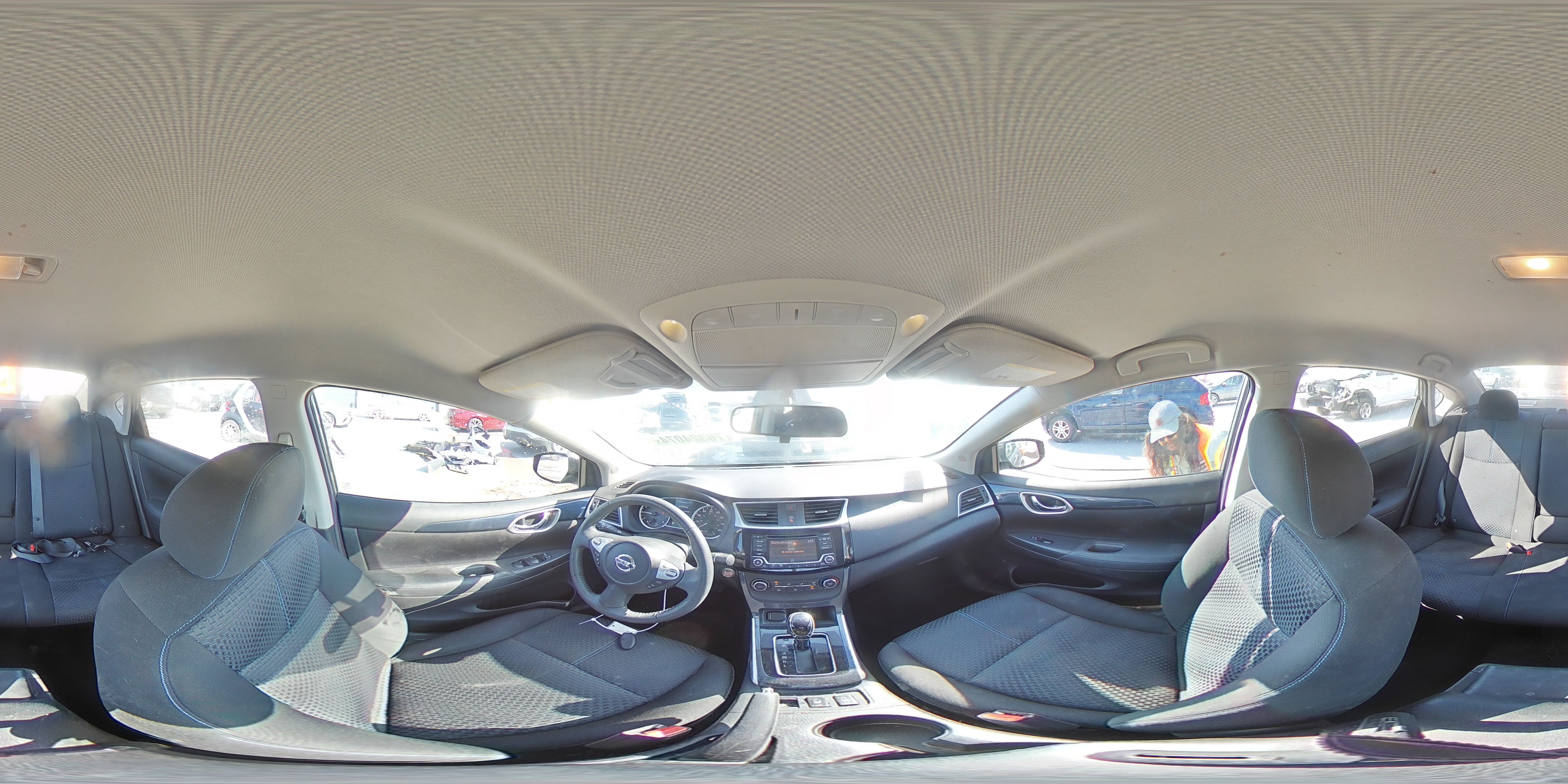 2016 Nissan Sentra - Image 15