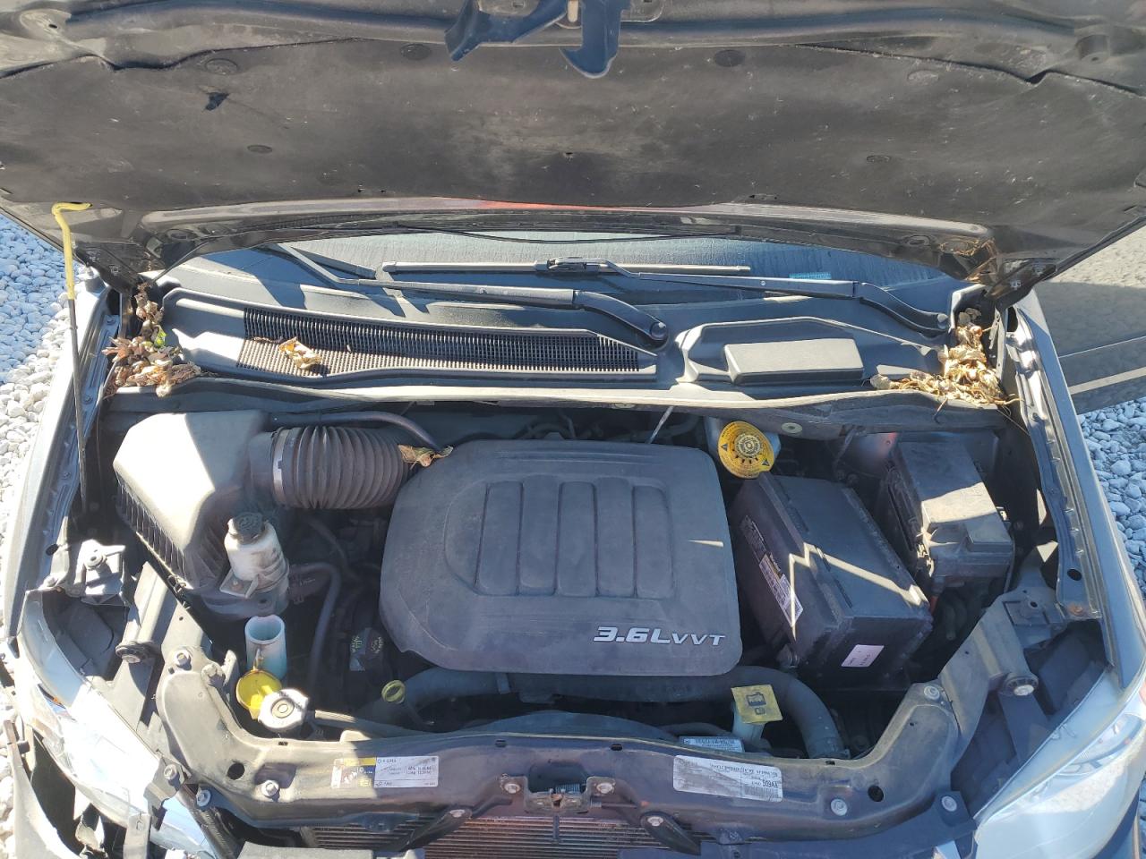 2016 Dodge Caravan - Image 12