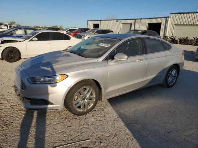  FORD FUSION 2016 Серебристый