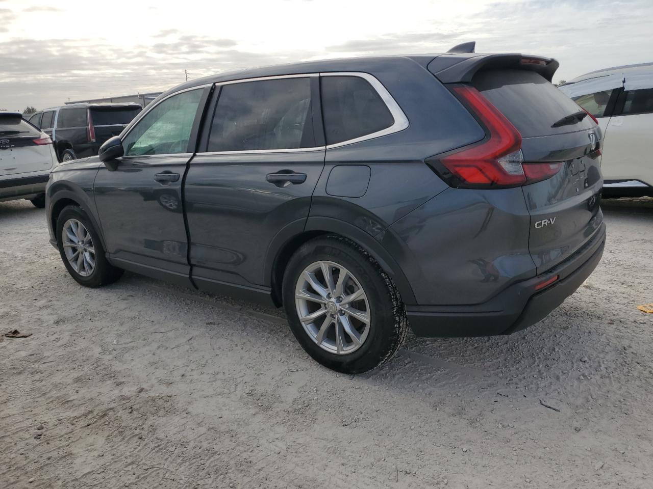 2023 Honda CR-V - Image 2