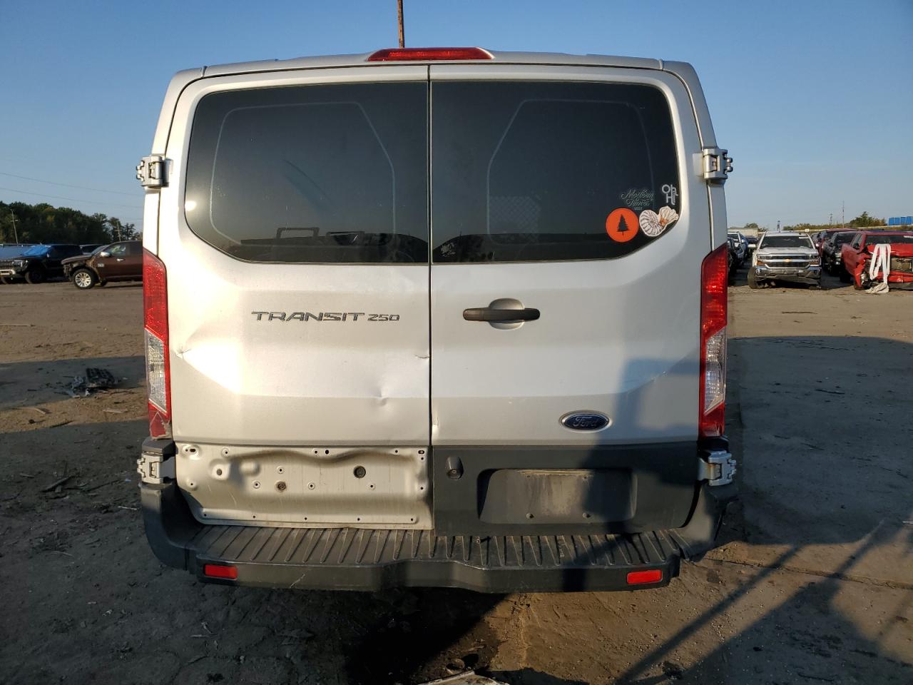 1FTYR1ZM1GKB14236 2016 Ford Transit T-250