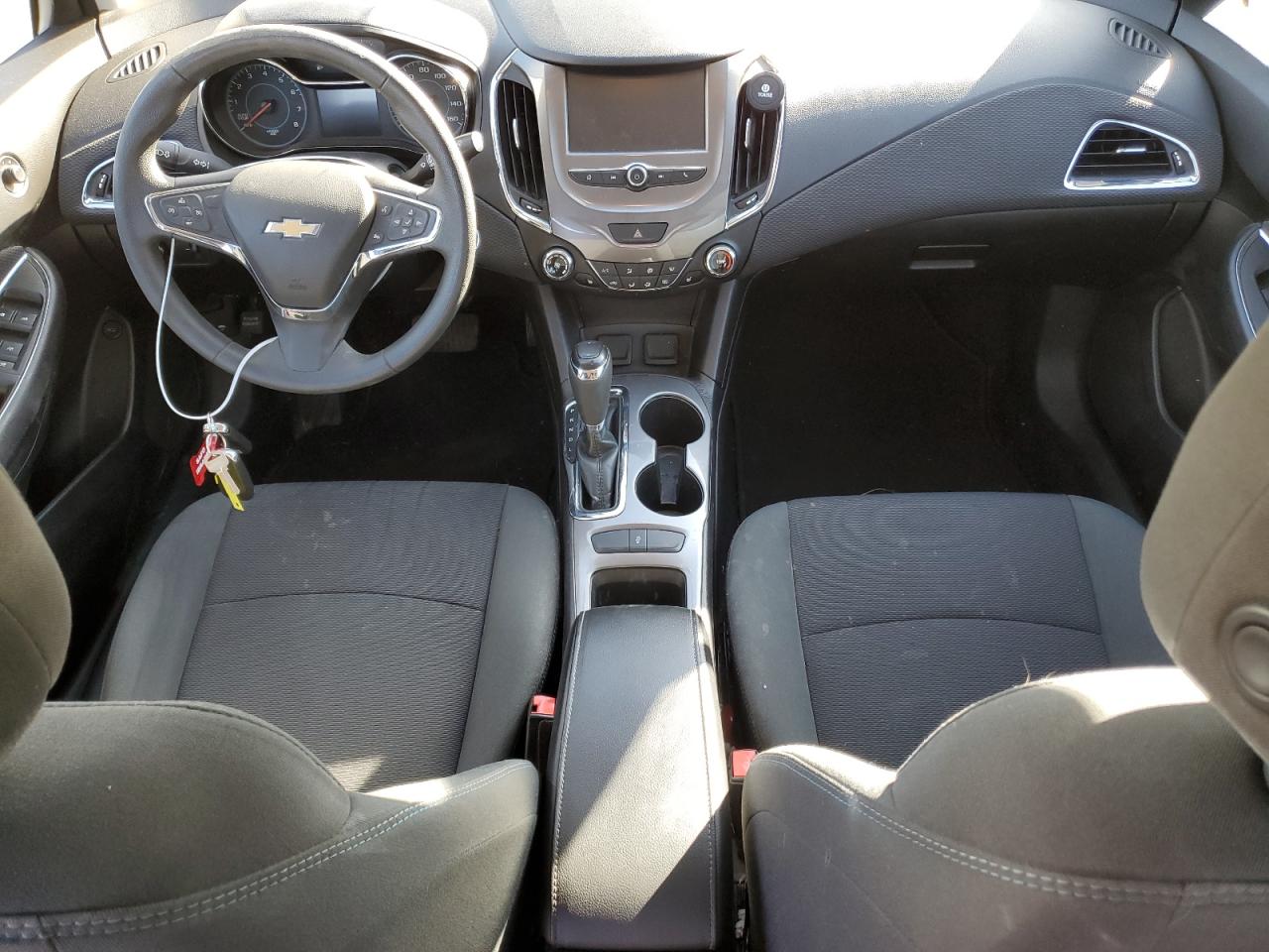 2016 Chevrolet Cruze - Image 8