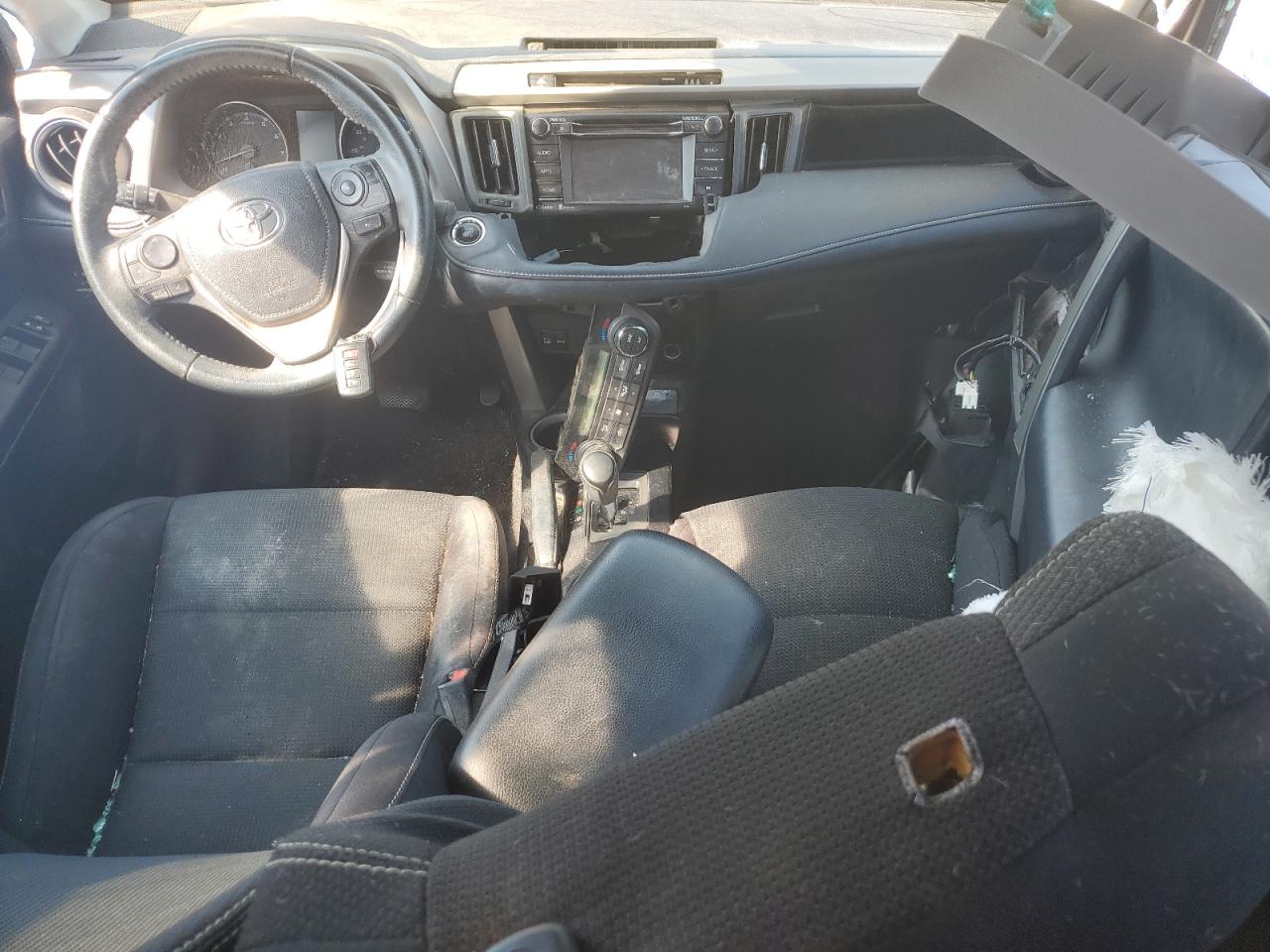 2017 Toyota Rav4 Xle VIN: 2T3RFREV1HW666287 Lot: 73652264