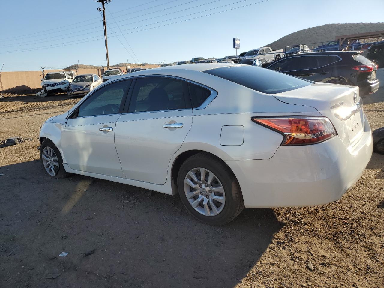 2014 Nissan Altima - Image 2