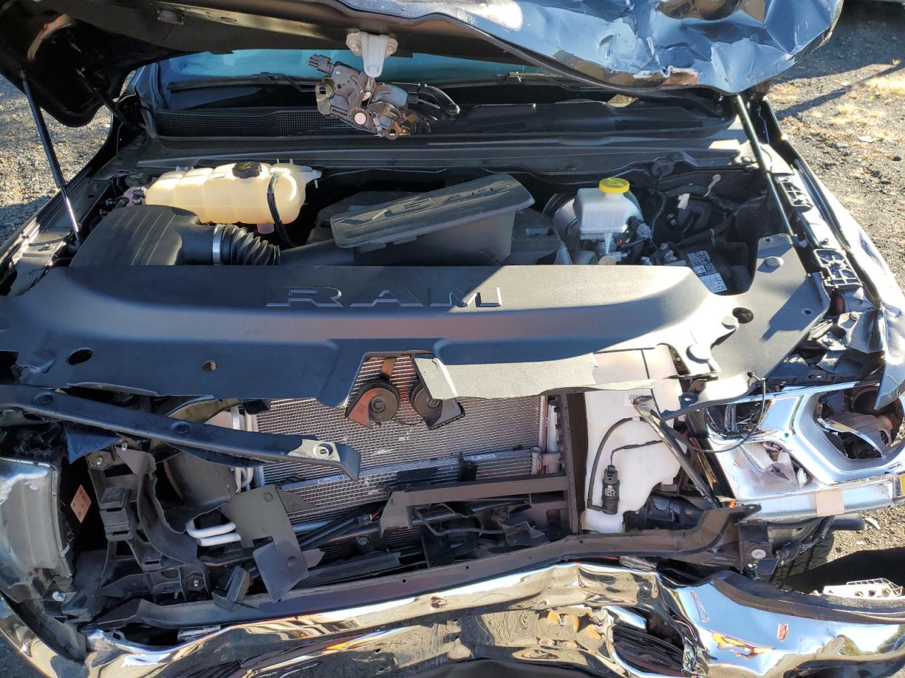 2021 RAM 1500 - Image 12