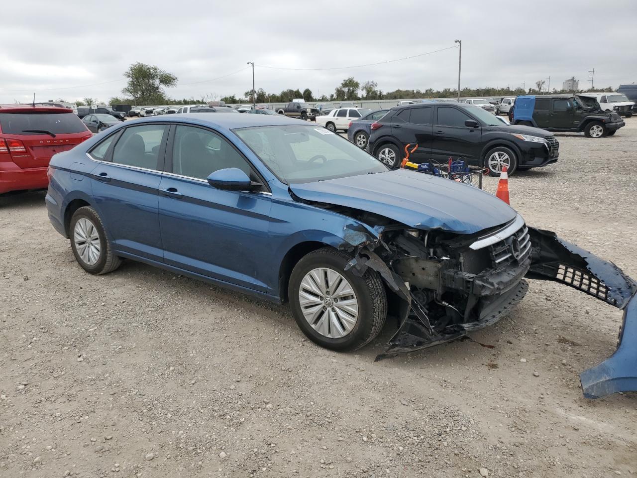 2019 Volkswagen Jetta - Image 4