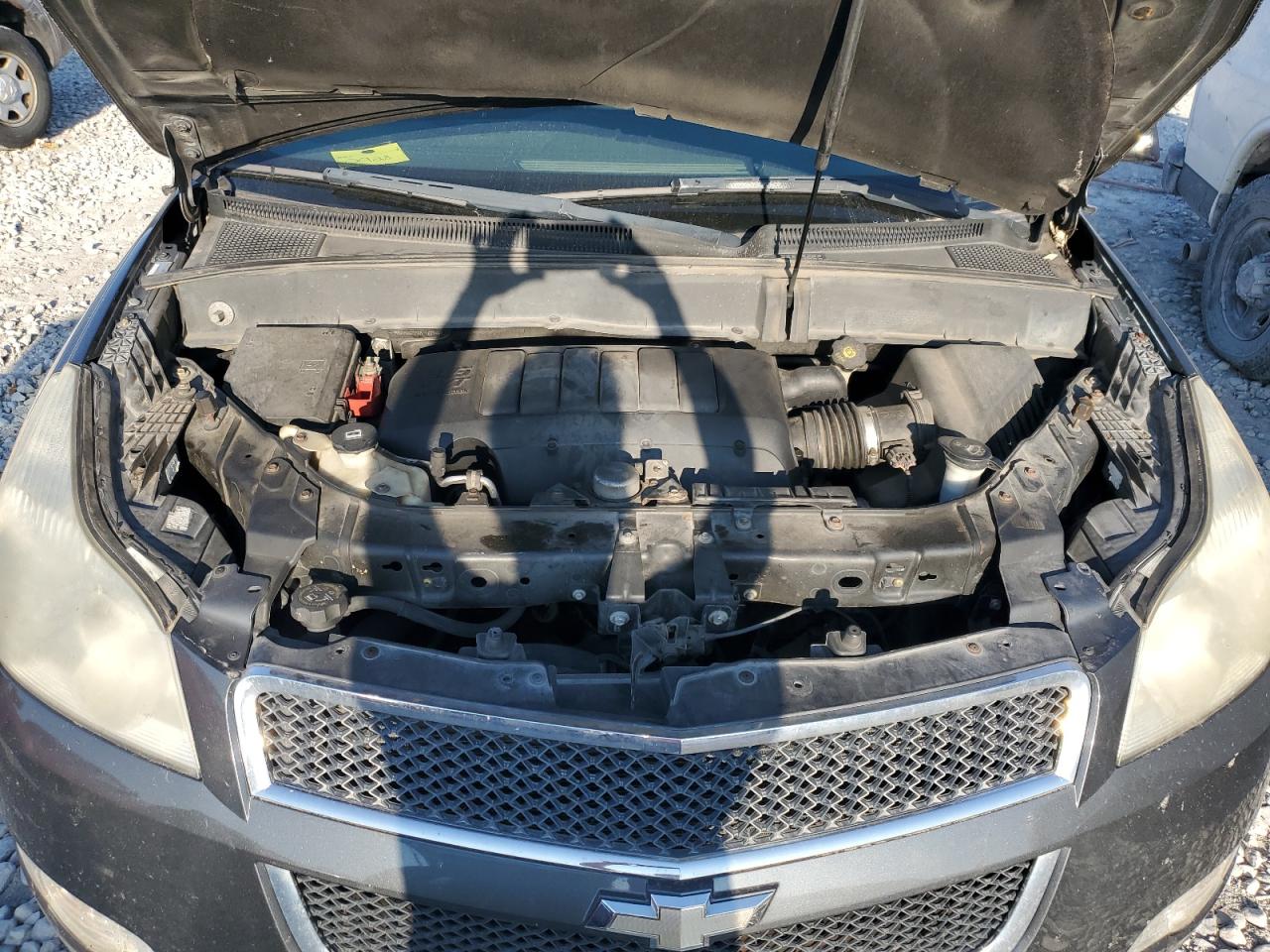 2011 Chevrolet Traverse - Image 12