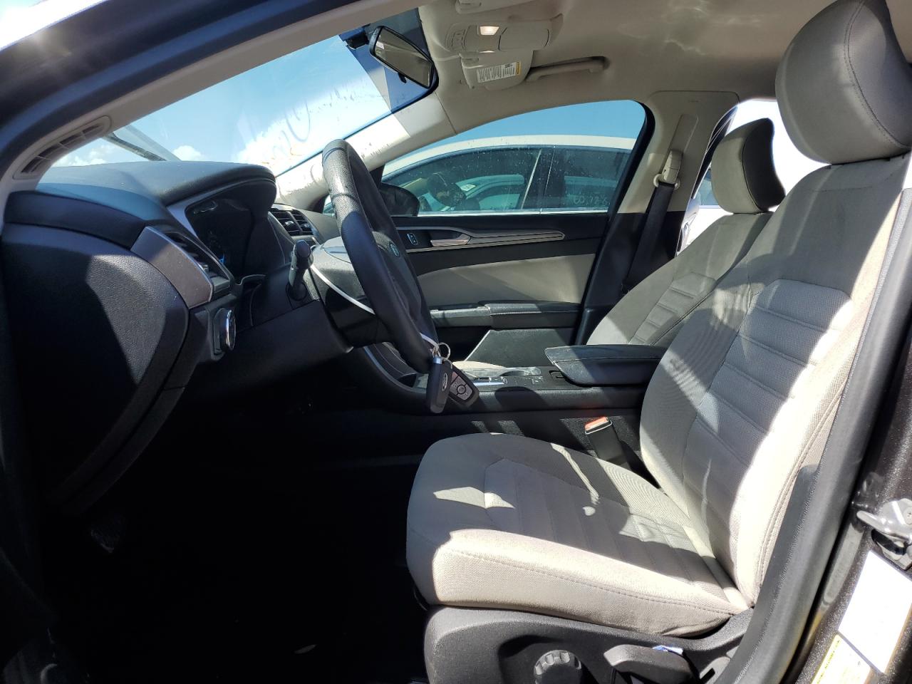 2017 Ford Fusion - Image 7