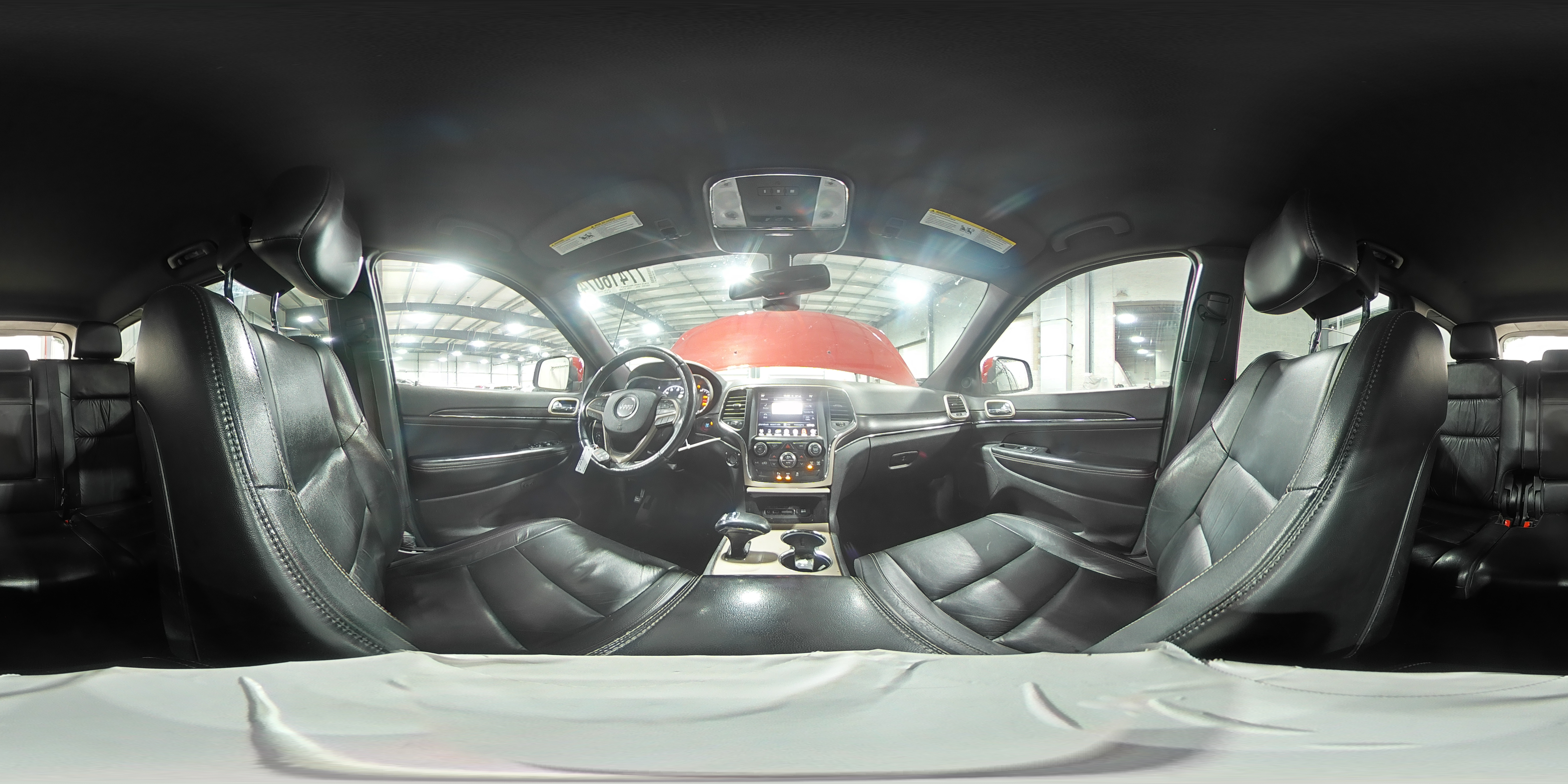 2014 Jeep Grand Cherokee - Image 15