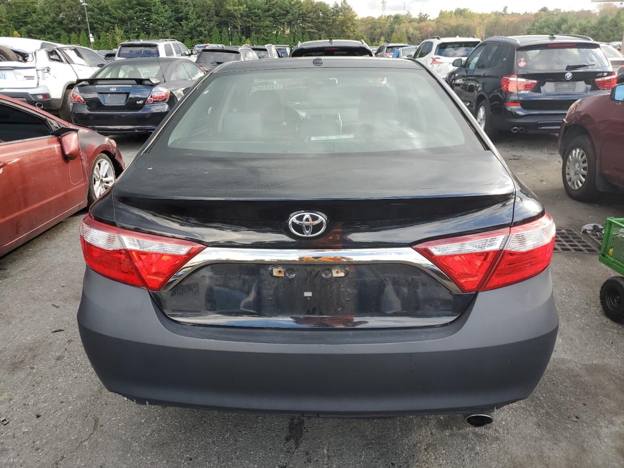 2015 Toyota Camry - Image 6
