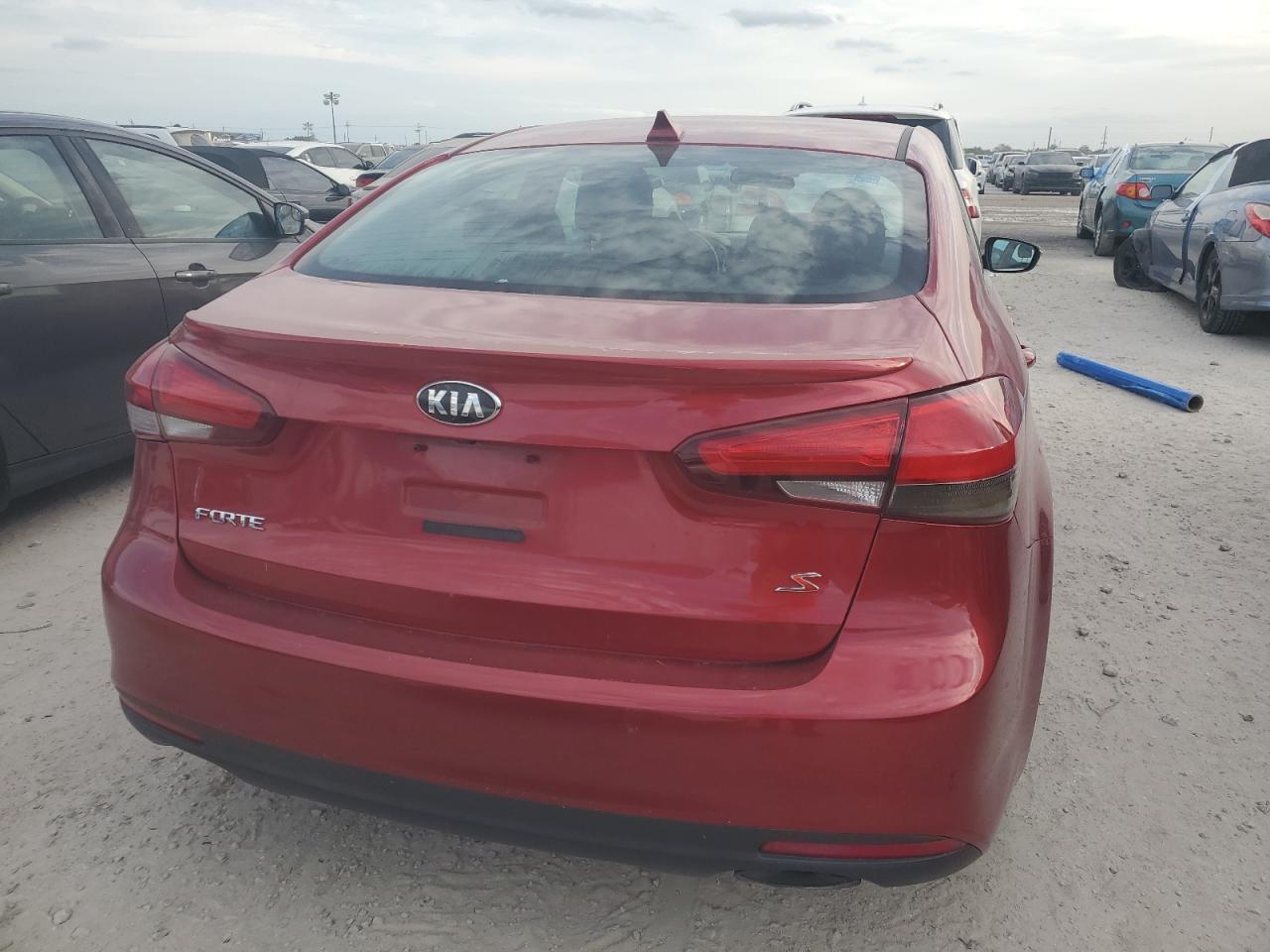 2017 Kia Forte Lx VIN: 3KPFL4A75HE023524 Lot: 76303114