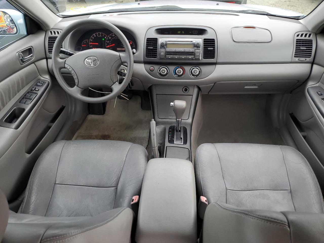 4T1BE32K45U952747 2005 Toyota Camry Le