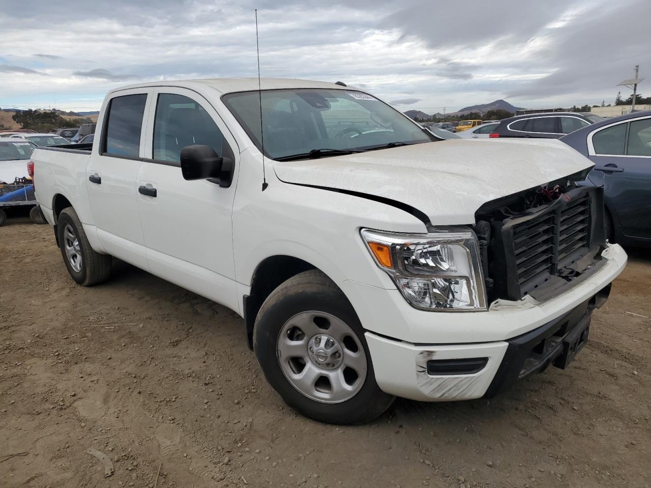 VIN 1N6AA1EE6MN520317 2021 NISSAN TITAN no.4