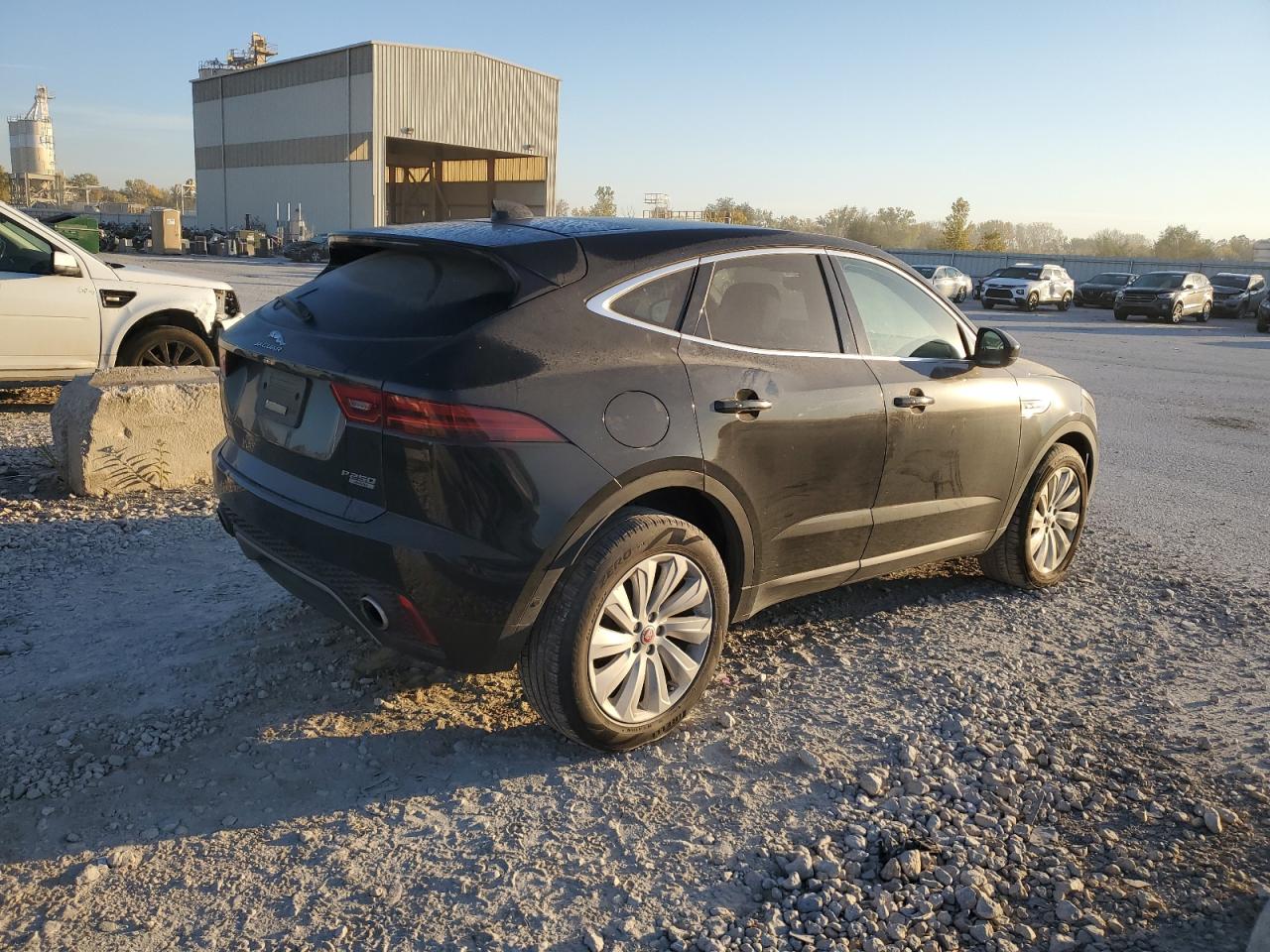 2019 Jaguar E-Pace - Image 3