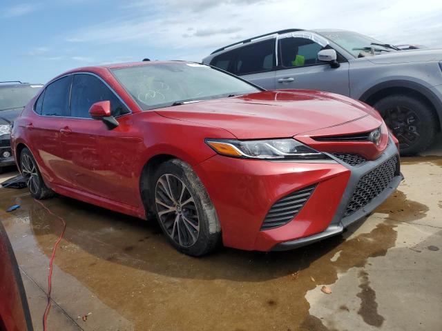  TOYOTA CAMRY 2019 Красный