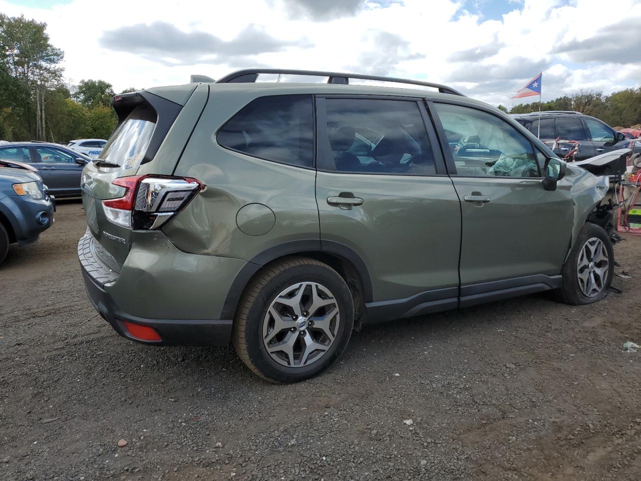 VIN JF2SKAEC5KH514508 2019 SUBARU FORESTER no.3