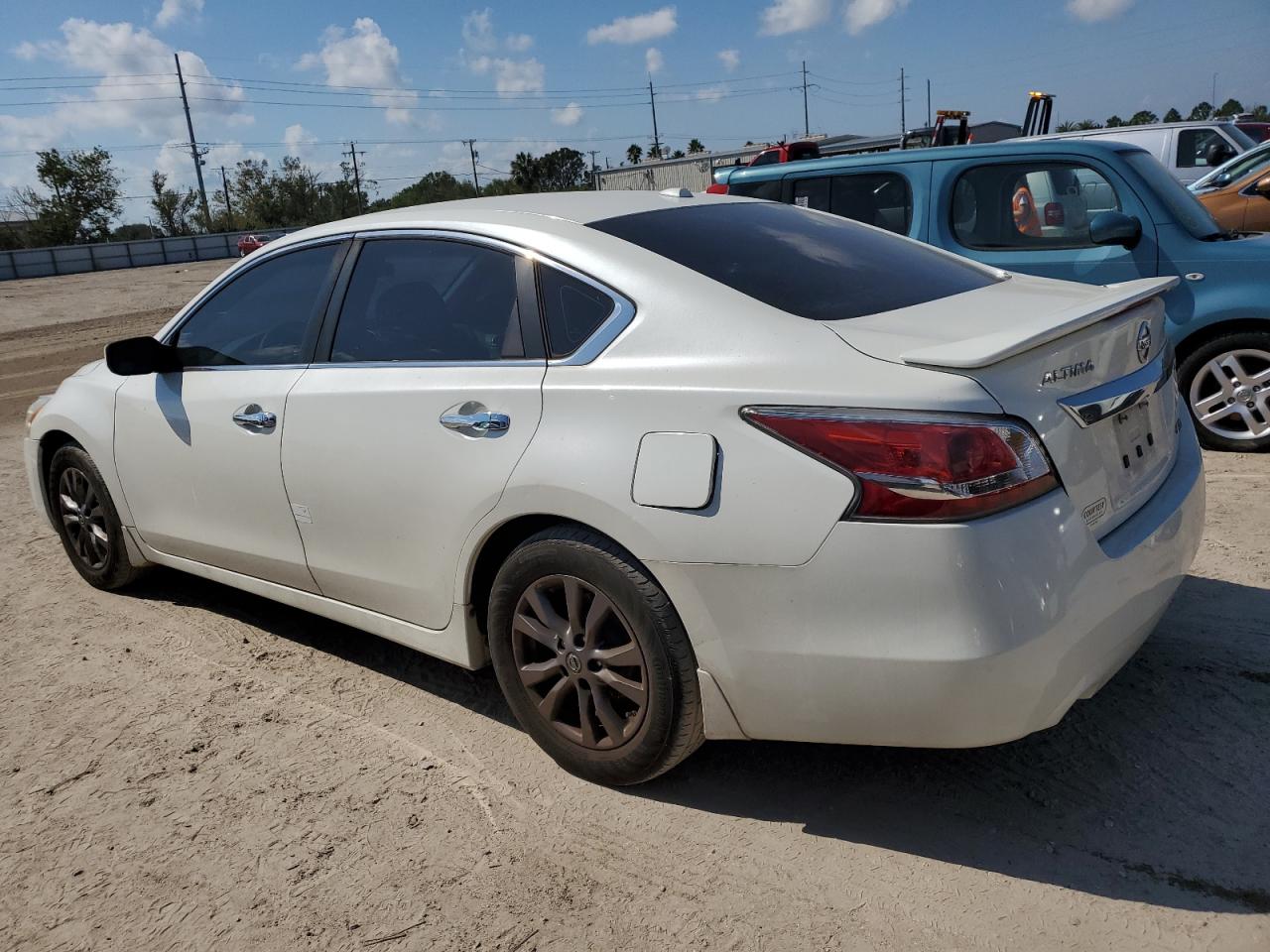 1N4AL3AP1FC592935 2015 NISSAN ALTIMA - Image 2