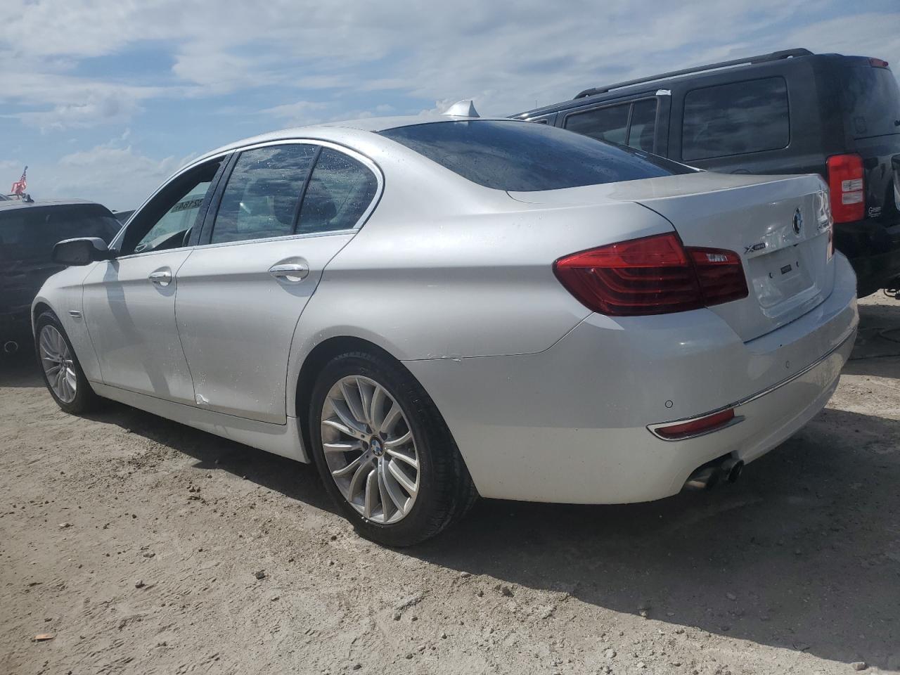 2015 BMW 5er - Image 2