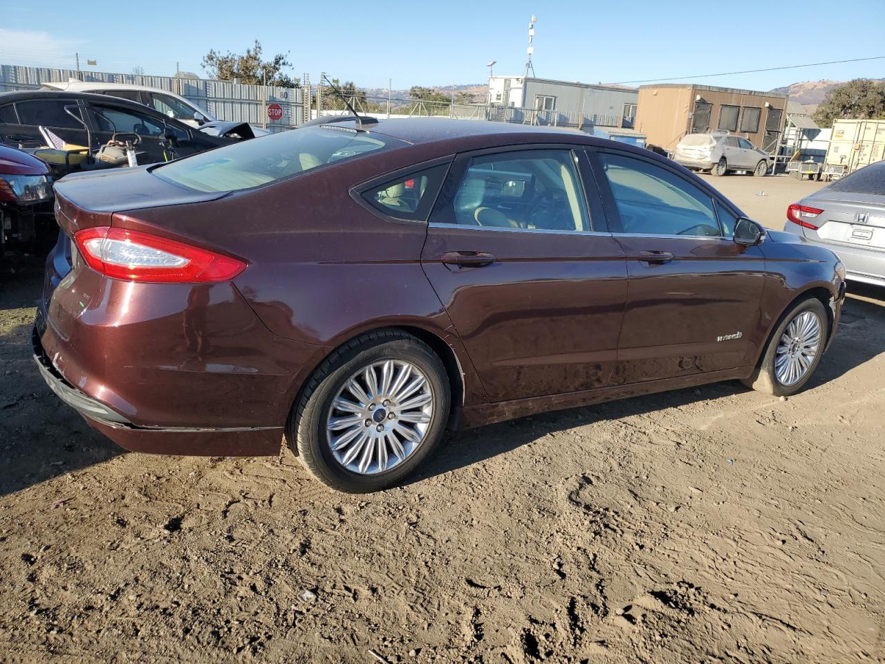 VIN 3FA6P0LU7DR365369 2013 FORD FUSION no.3