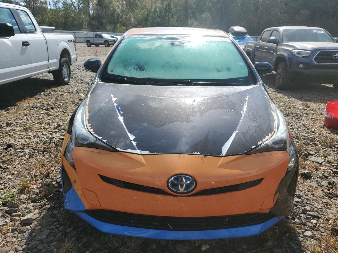 VIN JTDKBRFUXJ3594906 2018 TOYOTA PRIUS no.5