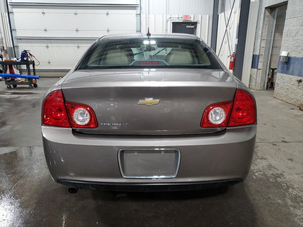 1G1ZD5E16BF207852 2011 Chevrolet Malibu 2Lt