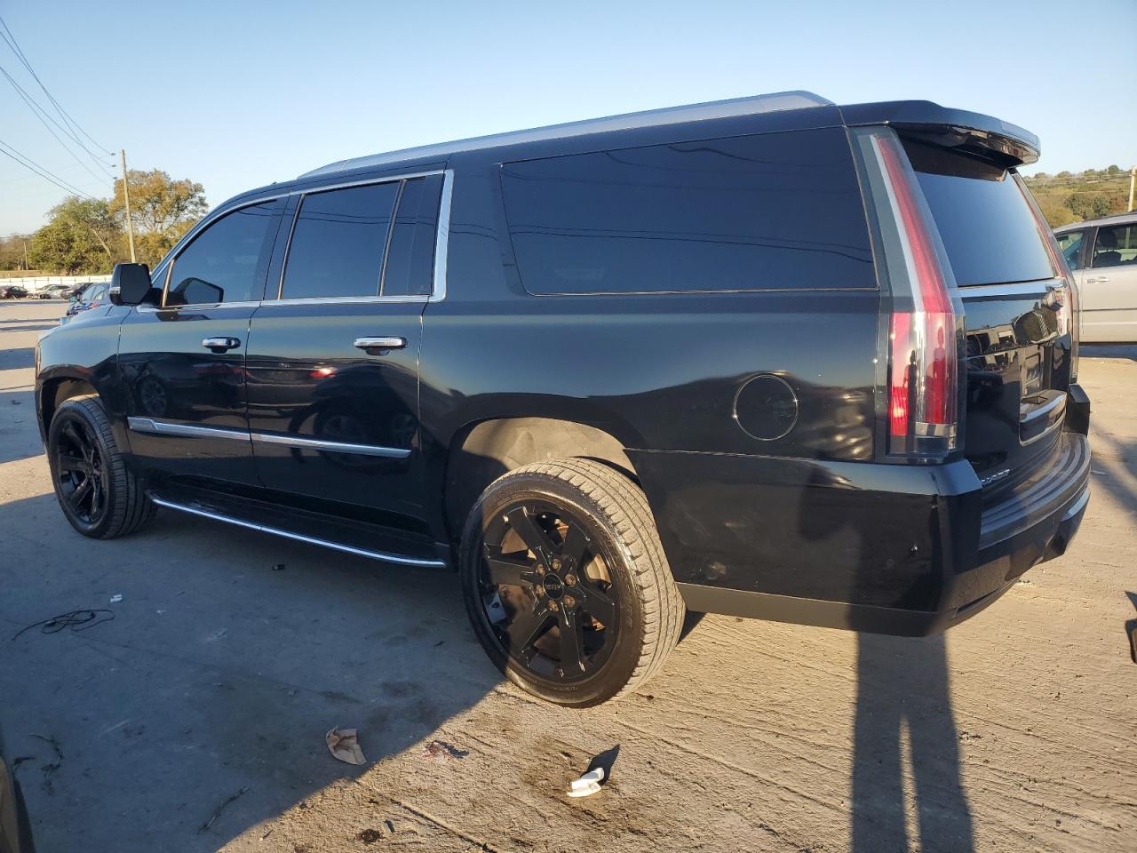2019 Cadillac Escalade - Image 2