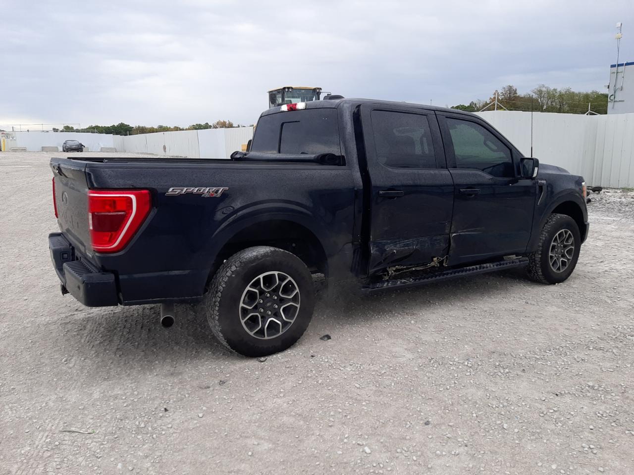 2022 Ford F-150 - Image 3