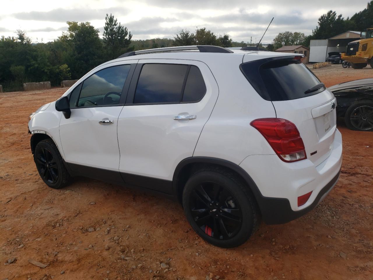 3GNCJPSBXKL315712 2019 CHEVROLET TRAX - Image 2