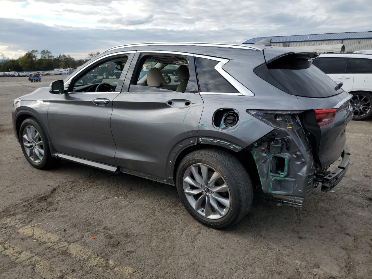 2019 Infiniti QX50 - Image 2