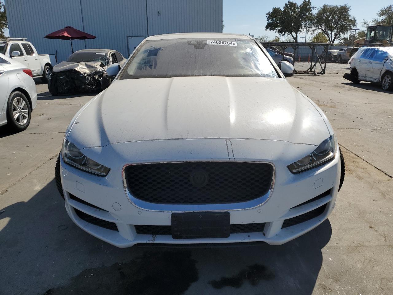 2017 Jaguar XE - Image 5