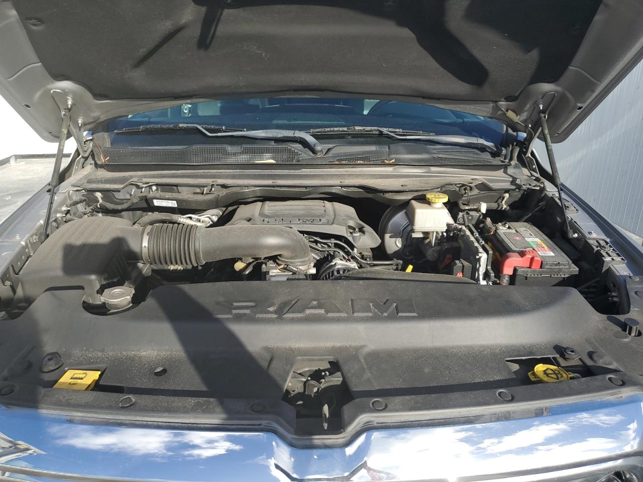2019 RAM 1500 - Image 11