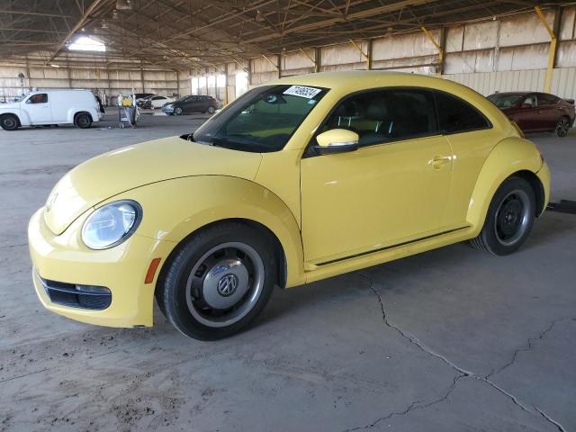  VOLKSWAGEN BEETLE 2012 Жовтий