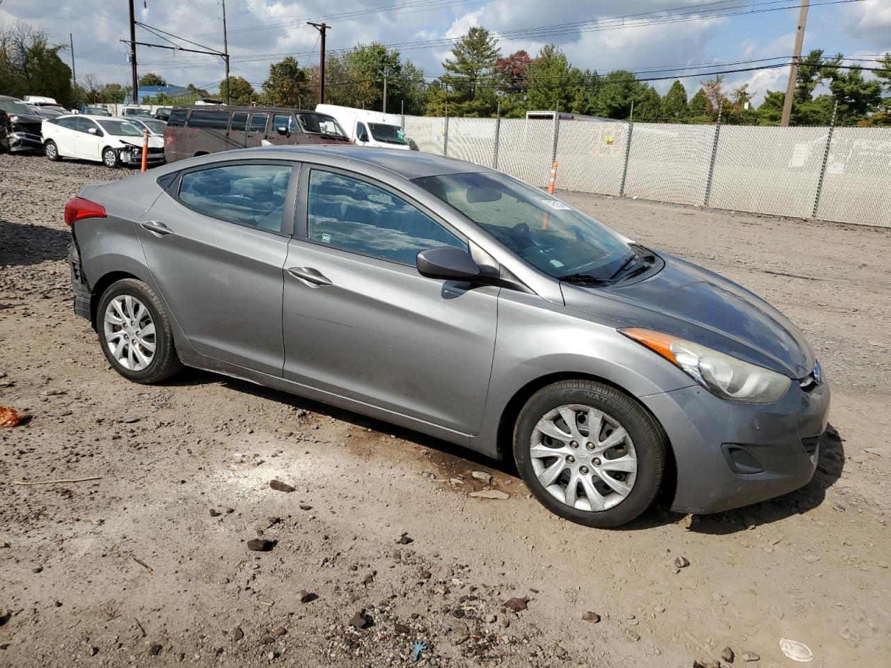 5NPDH4AE5DH197073 2013 Hyundai Elantra Gls