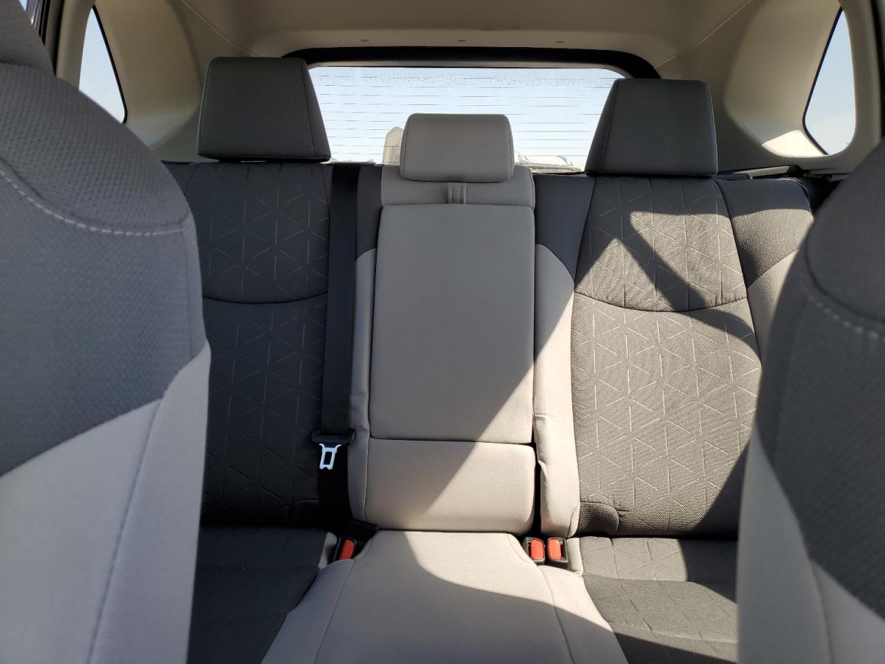 2022 Toyota RAV 4 - Image 10