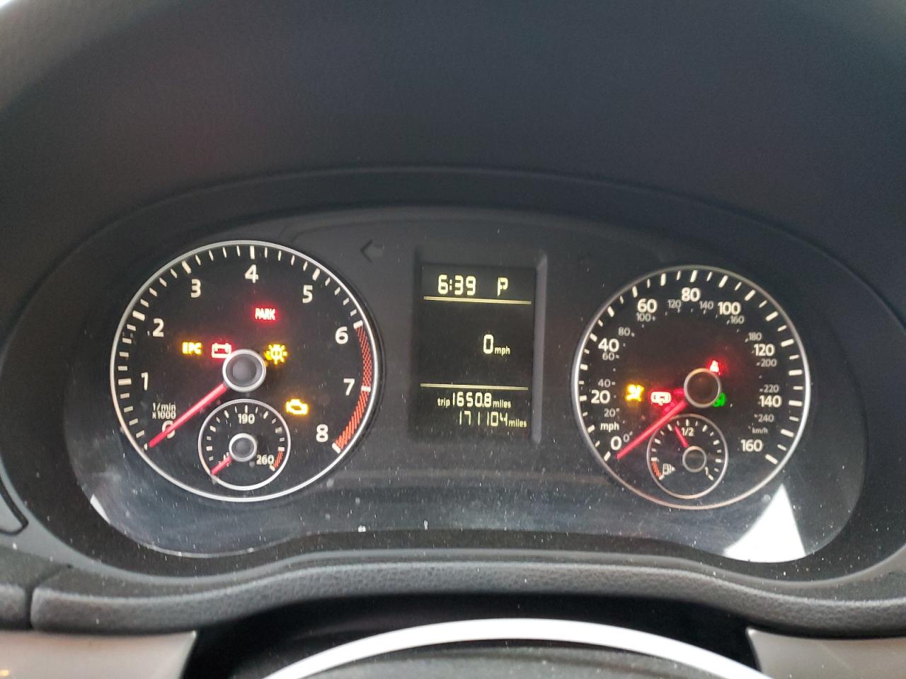 2015 Volkswagen Passat - Image 9