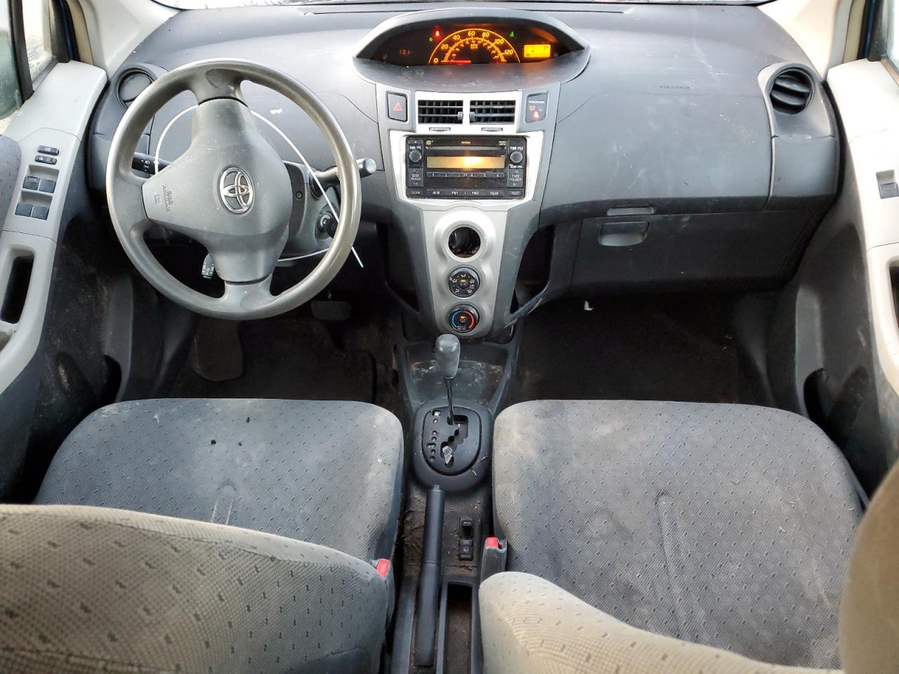 2011 Toyota Yaris - Image 8
