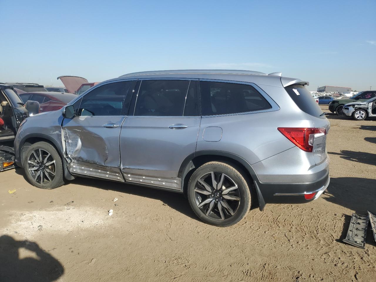 2019 Honda Pilot - Image 2