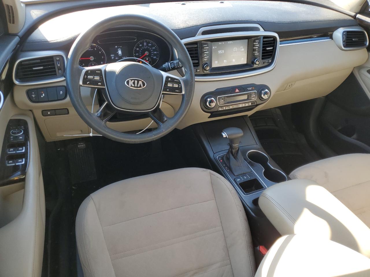 VIN 5XYPGDA59KG470438 2019 KIA SORENTO no.8