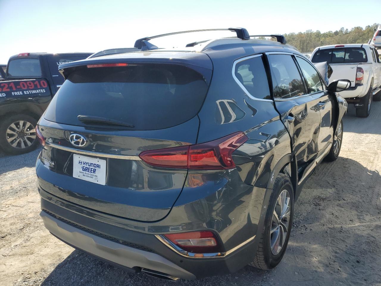 2020 Hyundai Santa Fe - Image 3