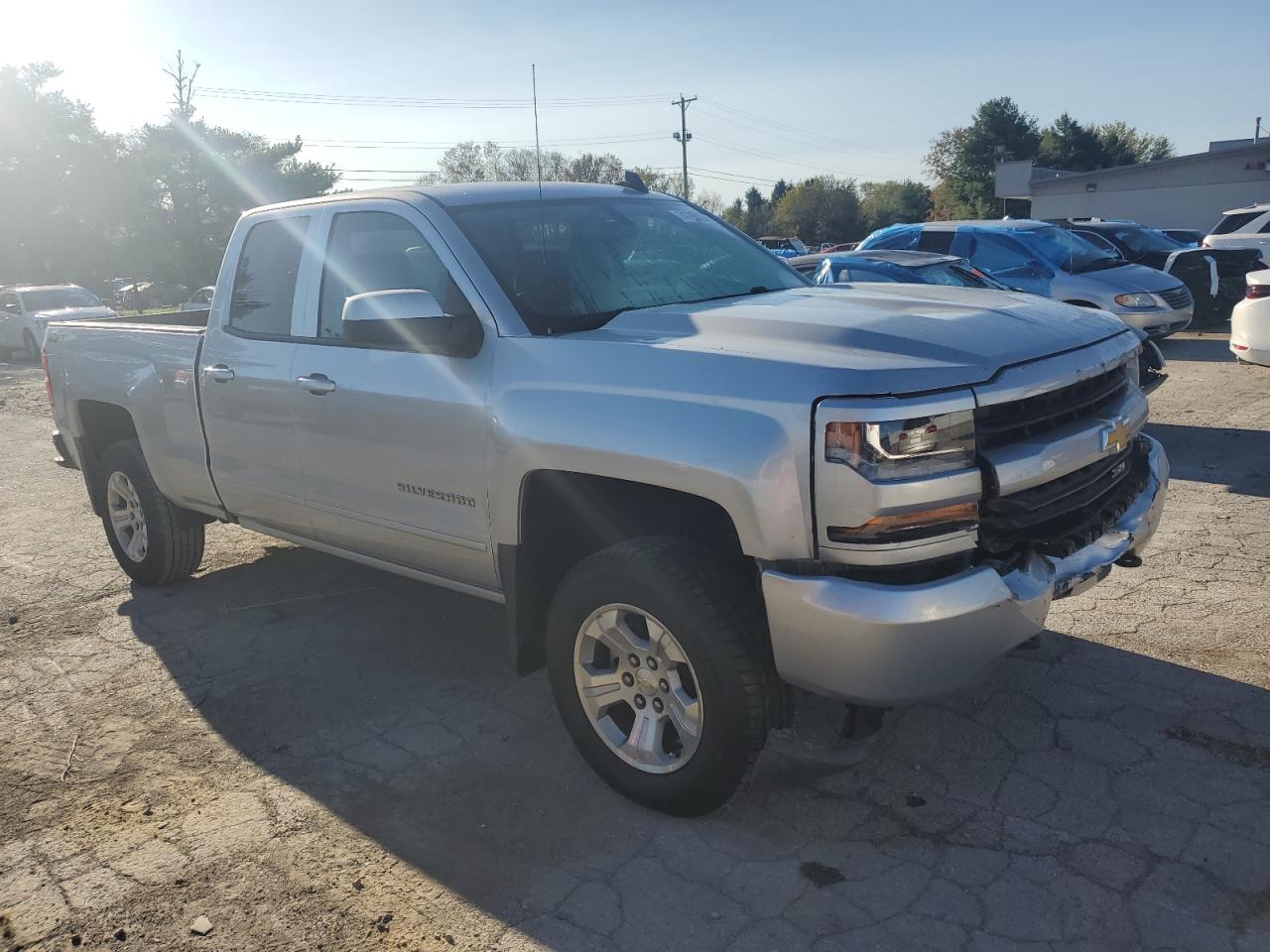 VIN 1GCVKREC7HZ320673 2017 CHEVROLET ALL Models no.4