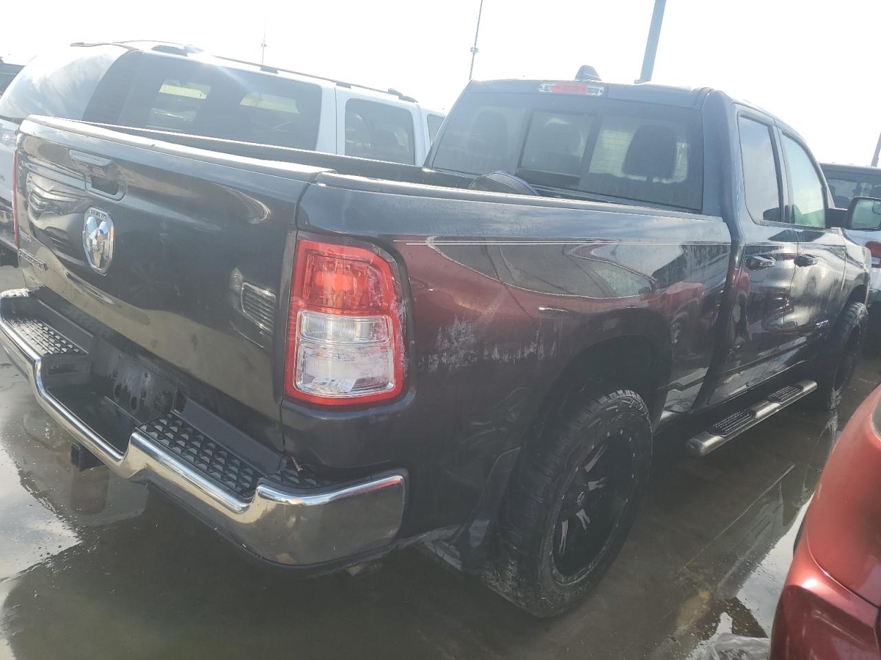 2021 RAM 1500 - Image 3