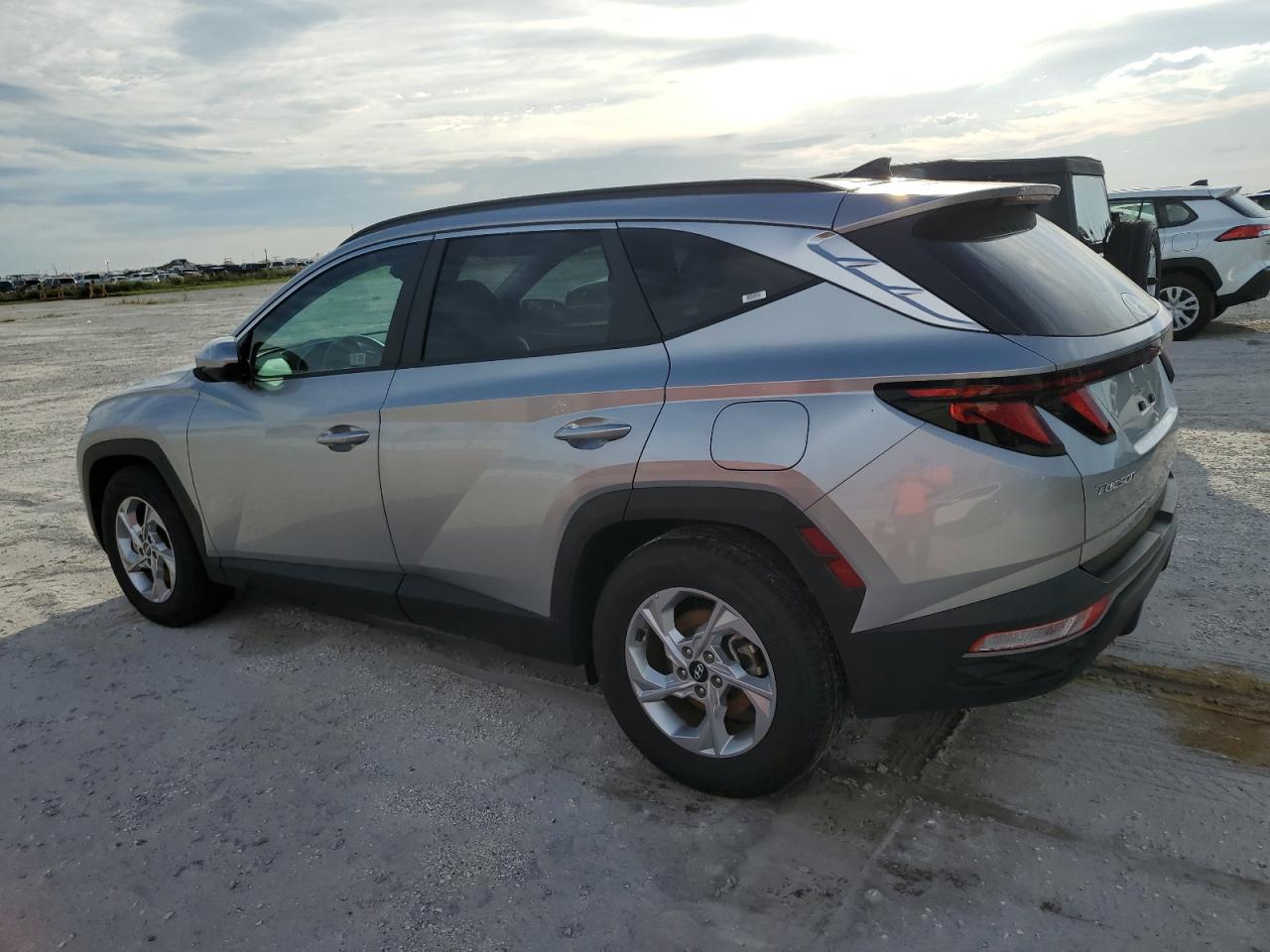 2024 Hyundai Tucson - Image 2