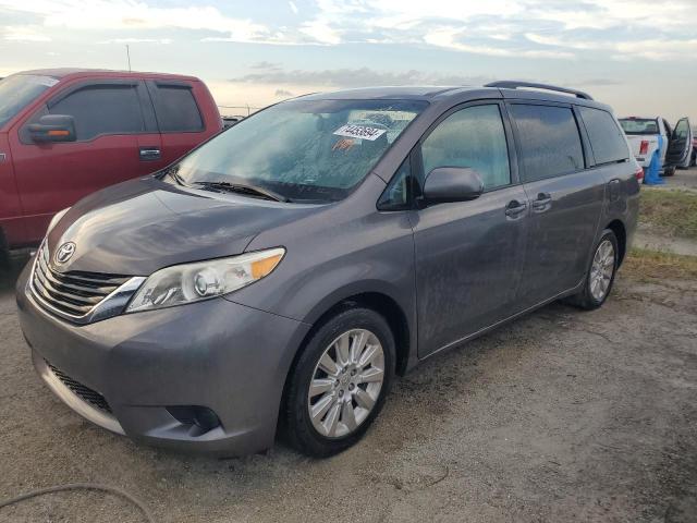 2011 Toyota Sienna Le